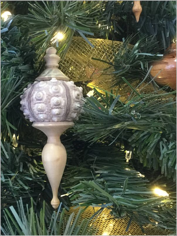 awa tree 2017 ornament 39